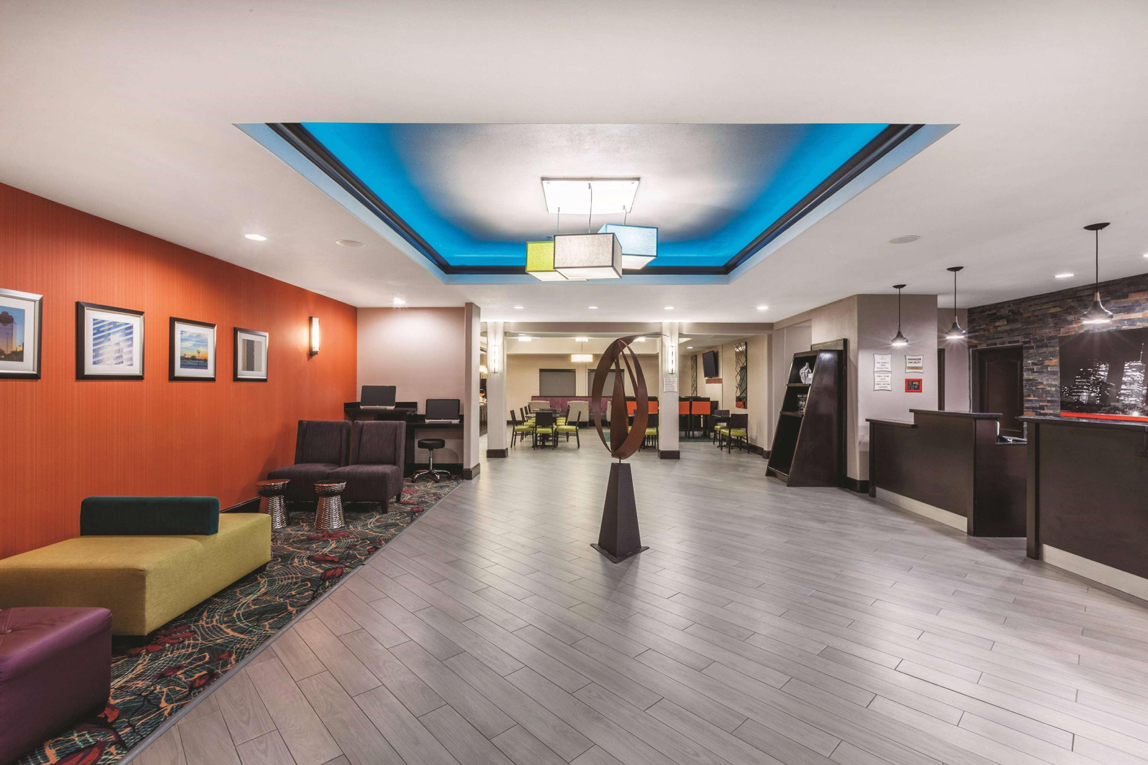 La Quinta By Wyndham Houston Iah Bush Intl Airport E Humble Exterior foto