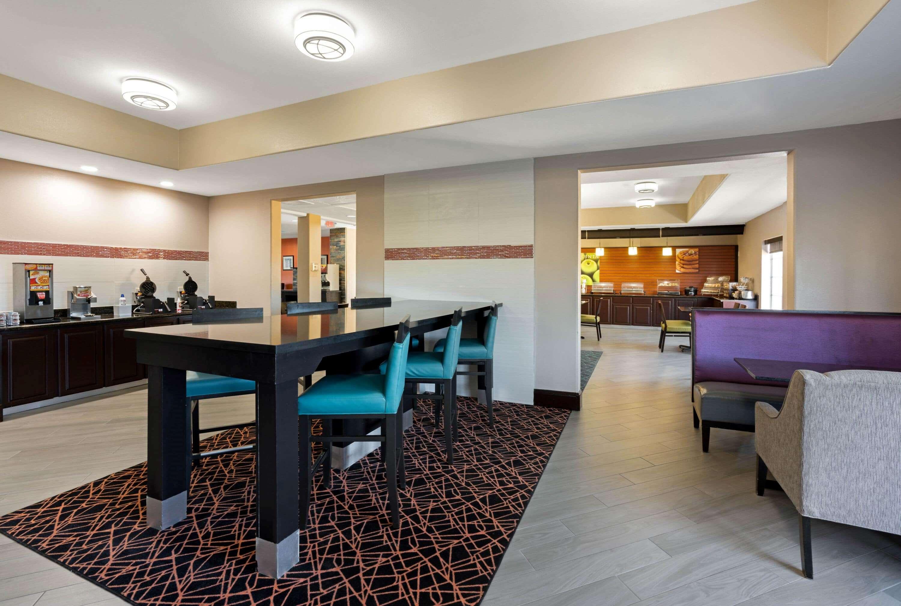 La Quinta By Wyndham Houston Iah Bush Intl Airport E Humble Exterior foto
