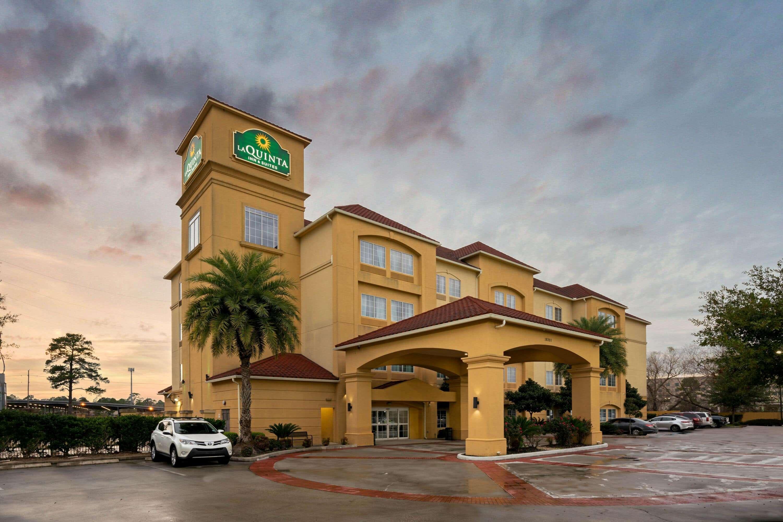 La Quinta By Wyndham Houston Iah Bush Intl Airport E Humble Exterior foto