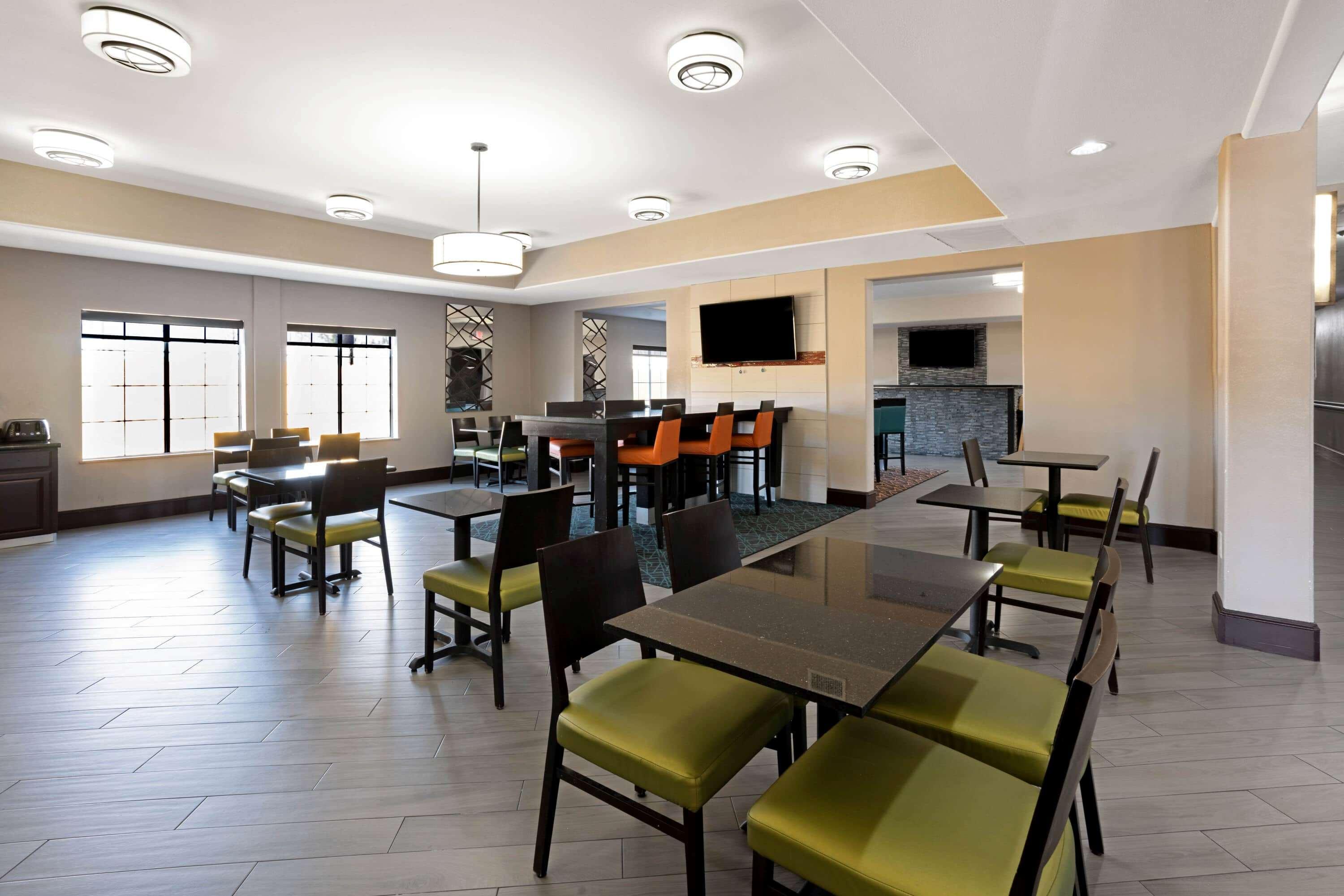 La Quinta By Wyndham Houston Iah Bush Intl Airport E Humble Exterior foto